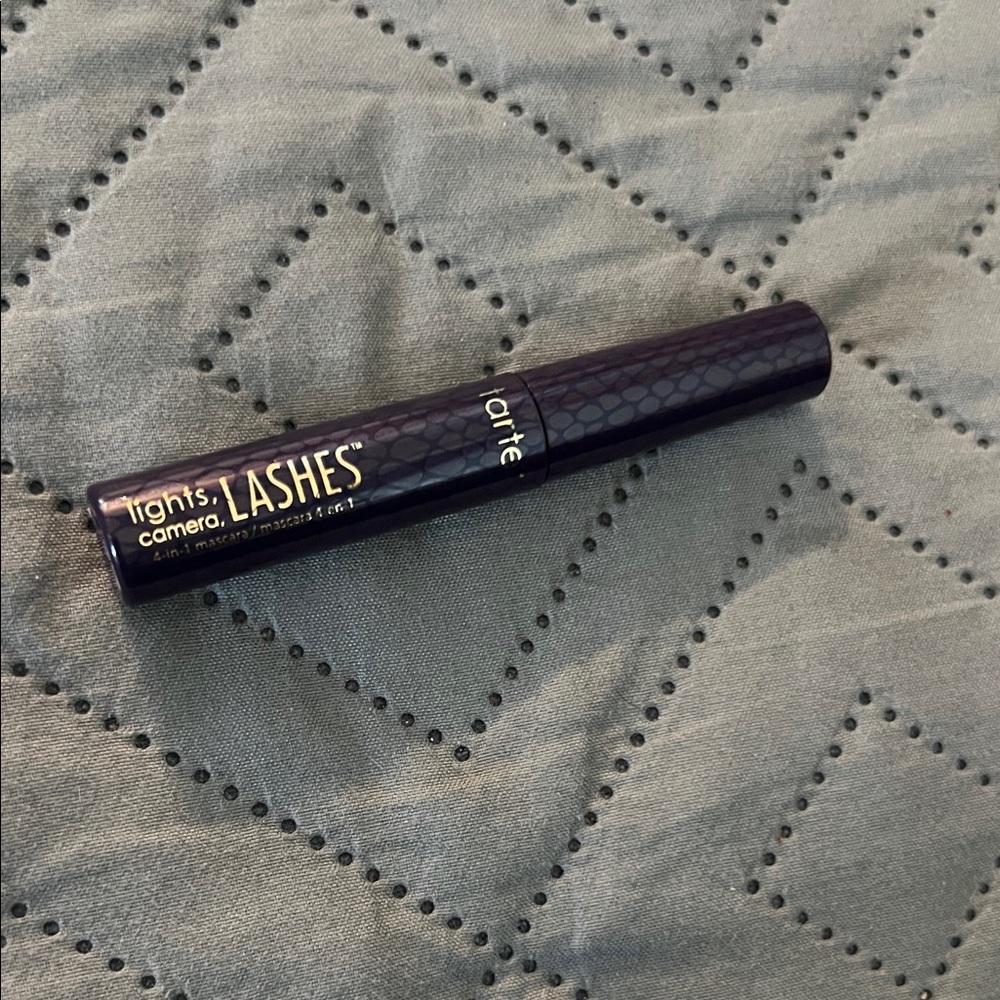 Tarte Lights, Camera, Lashes Mascara - Deep Black